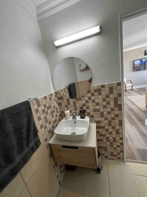 Modern, Trendy And Comfortable 2 Bedroom Apartment In Kapsztad Zewnętrze zdjęcie