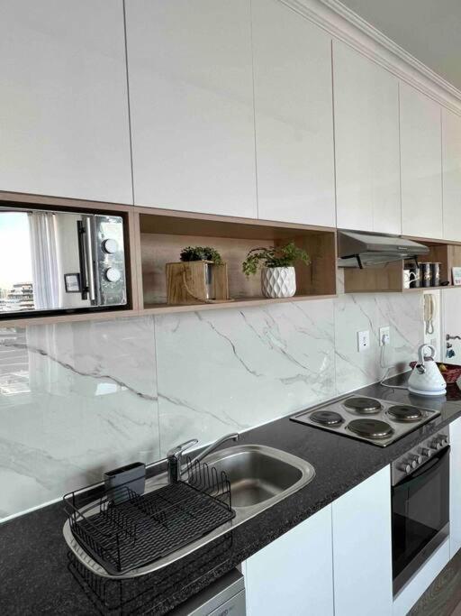 Modern, Trendy And Comfortable 2 Bedroom Apartment In Kapsztad Zewnętrze zdjęcie