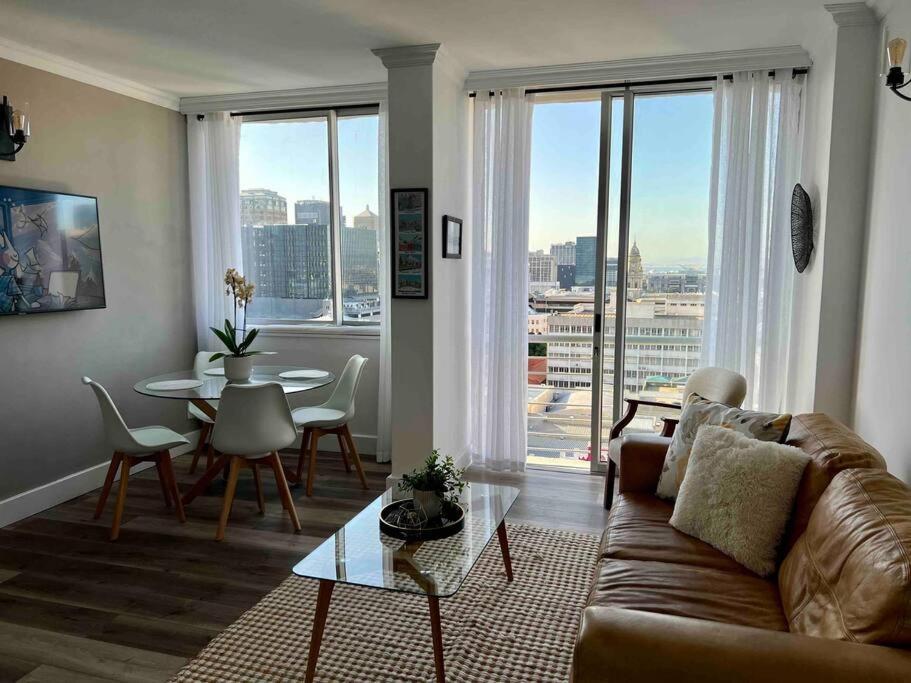 Modern, Trendy And Comfortable 2 Bedroom Apartment In Kapsztad Zewnętrze zdjęcie